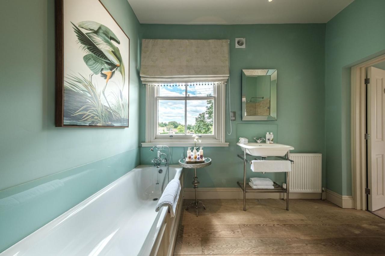 The Packhorse Inn Newmarket  Eksteriør billede